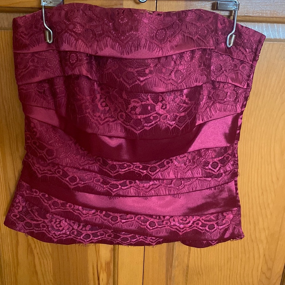 BHWM BEAUTIFUL SATIN&LACE BUSTIER TOP GREAT CONDITION WITH REMOVABLE STRAPS